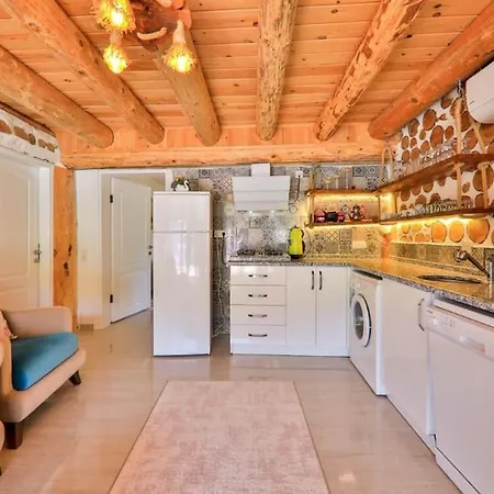 Hotel Lal Nicholas / Kalkan