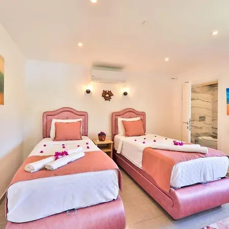 Lal Nicholas / Kalkan Hotel Kaș